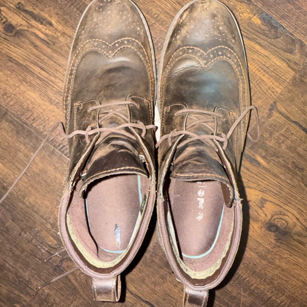 Timberland Brown Leather Oxfords with Moc-Toe Design